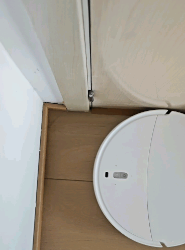 石头自清洁扫拖机器人 P20 Ultra Plus评测：P20系列终极旗舰 守护家人健康100度清洁除菌更彻底