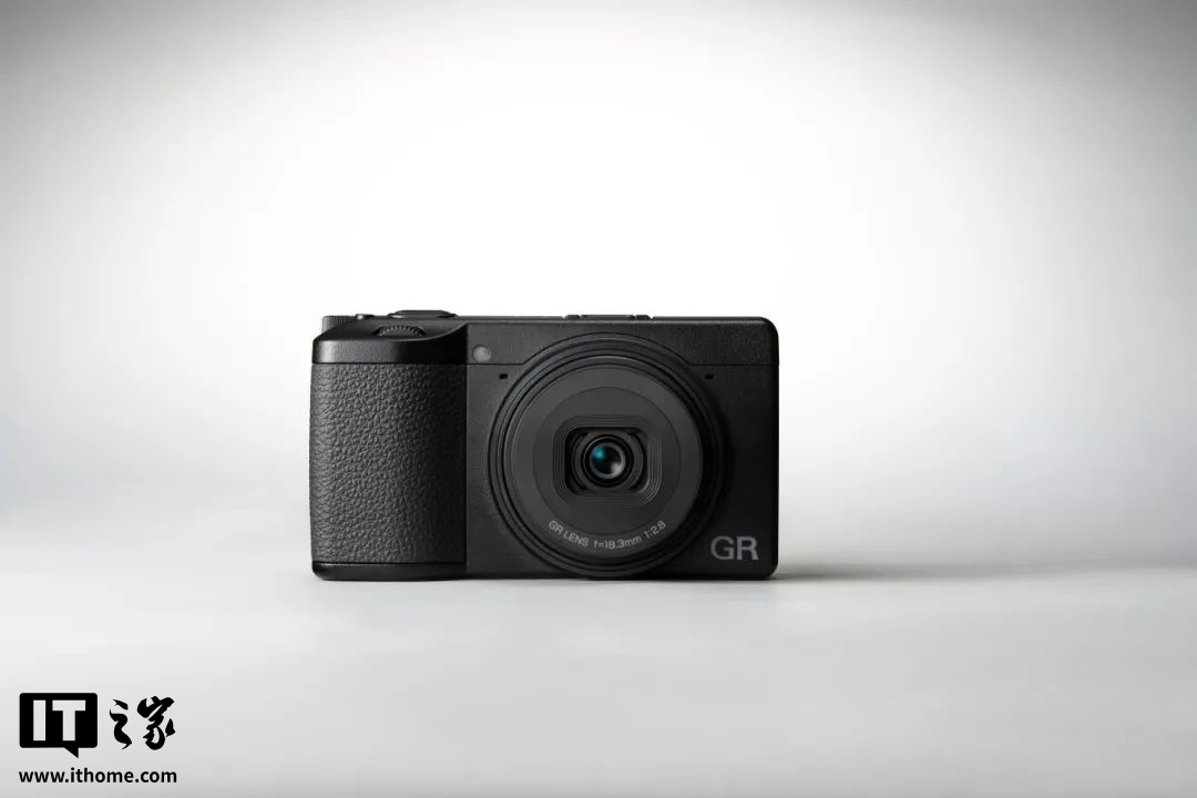 理光发布 RICOH GR IV 相机：2574 万像素 + 5 轴防抖，售价 8999 元