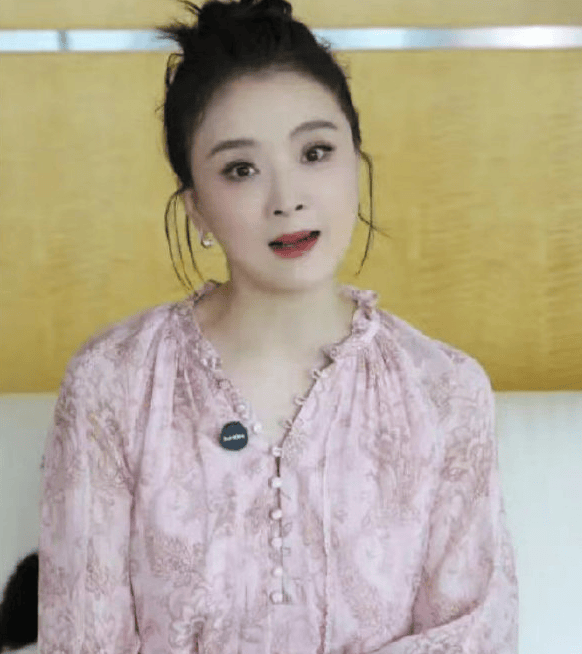 王艳回应带货被骂：各种声音和意见都会认真倾听