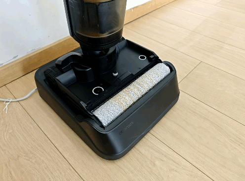 石头智能洗地机A30 Pro Ultra评测：泡沫去污能力惊人 95度自清洁无忧