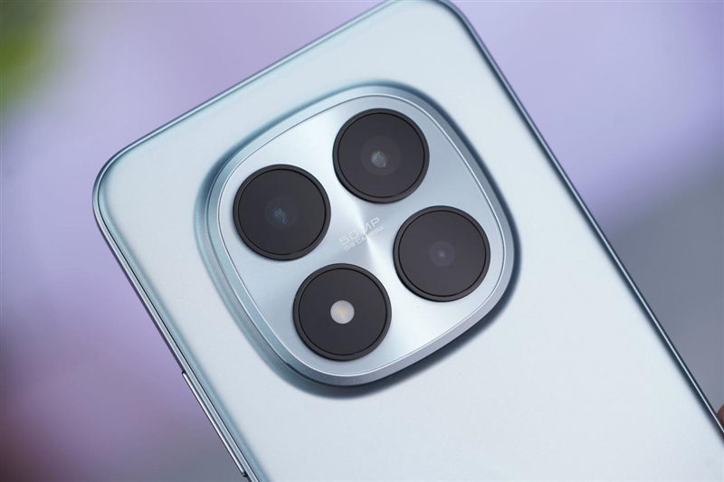 摔不烂、泡不坏！Redmi Note 15 Pro+评测：这才是真正的耐用实战之王