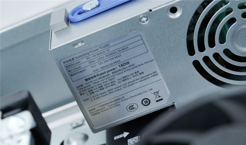 兆芯KX-7000加持！MAXHUB AI+电脑评测：信创电脑与AI的完美融合
