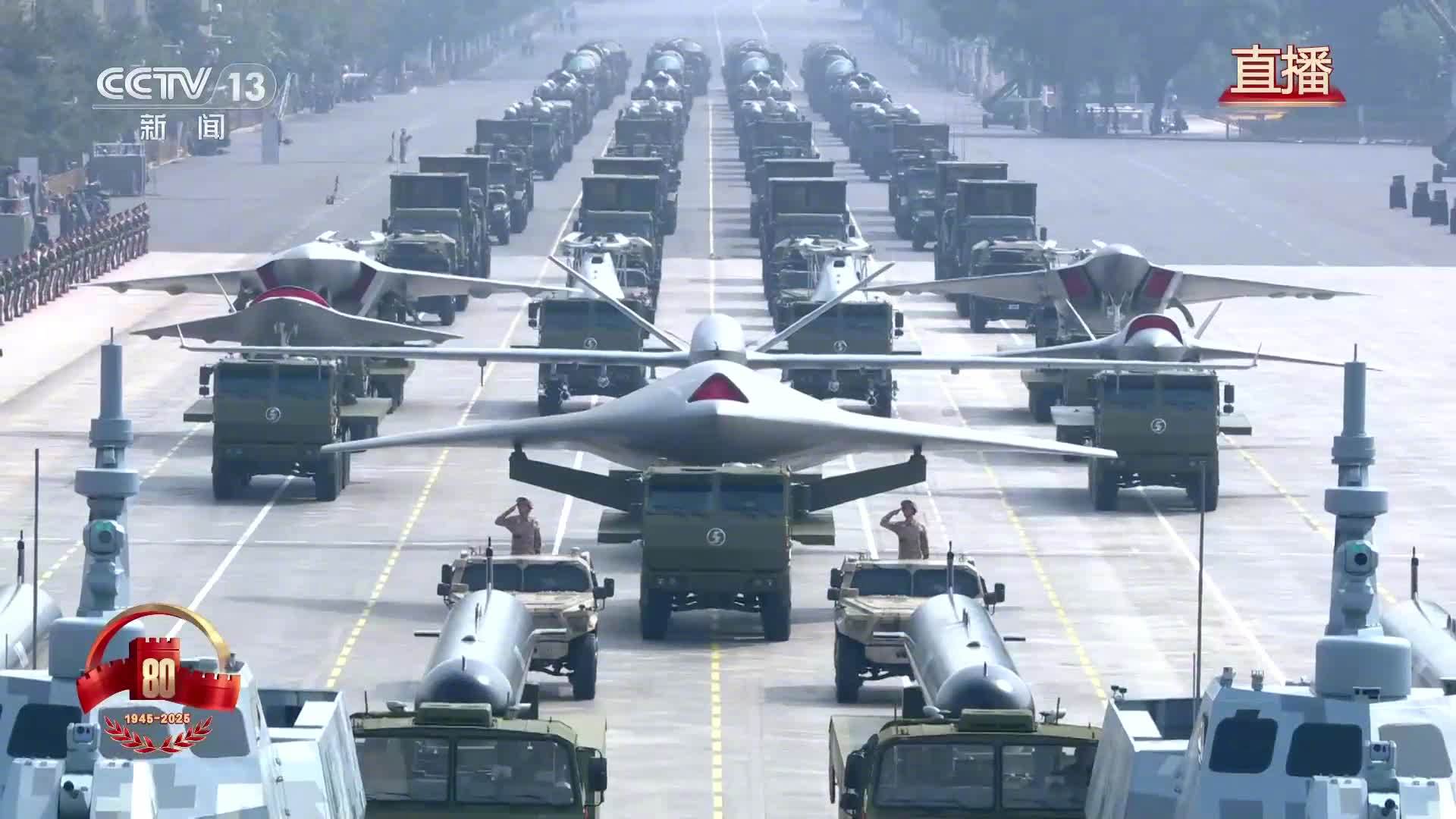 我国新型察打一体无人机、无人僚机、舰载无人直升机亮相九三阅兵，具备隐蔽突击、广域覆盖、自主协同特点