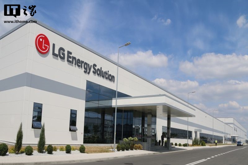 LG 新能源再获奔驰大单，将向其供应超 100GWh 电动汽车电池