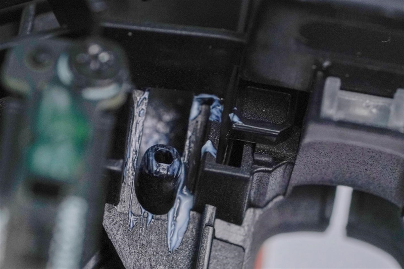 雷柏VT1 MAX评测：原生中小手形电竞鼠标 但既不仅限于中小手形 也不仅限于电竞
