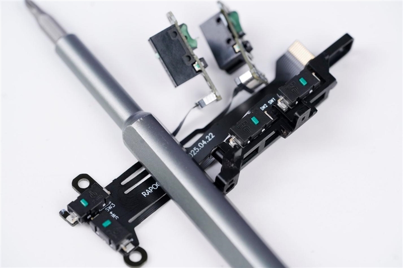 雷柏VT1 MAX评测：原生中小手形电竞鼠标 但既不仅限于中小手形 也不仅限于电竞