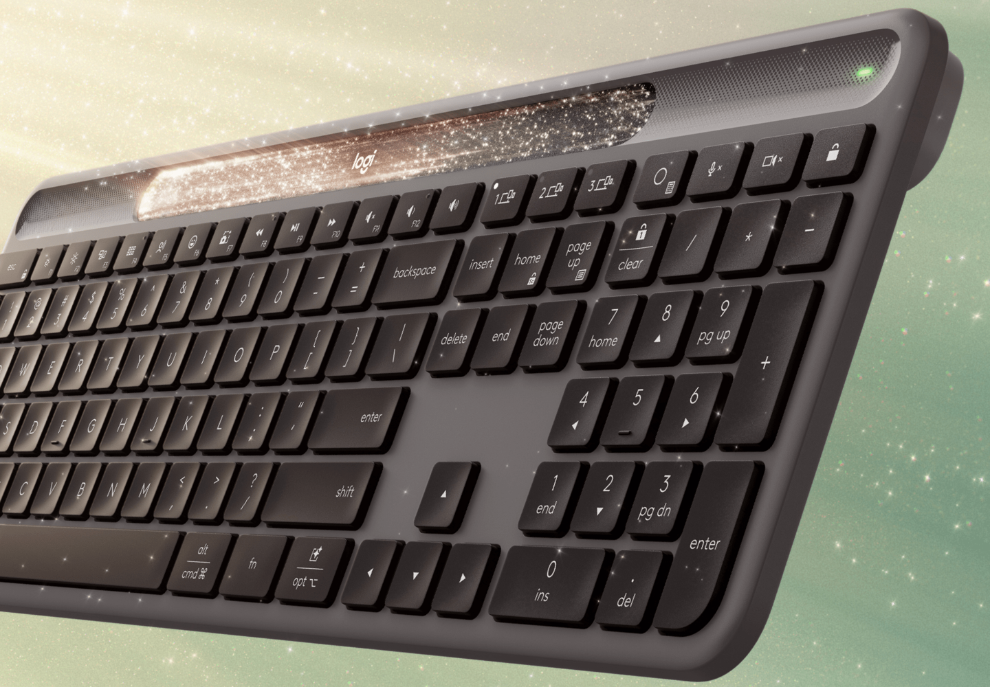10 年不用充电：罗技 Signature Slim Solar Plus 太阳能无线键盘曝光