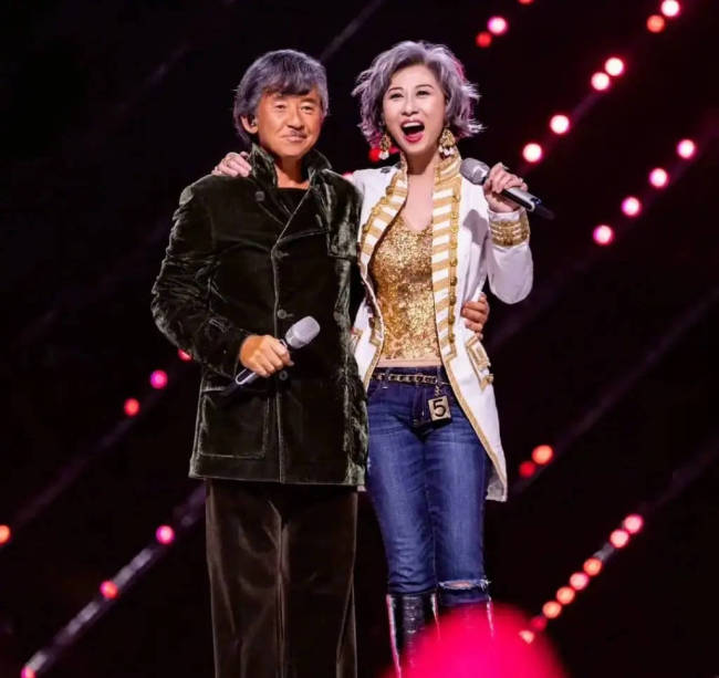 林子祥叶蒨文谈婚姻生活 称两人已经分房睡