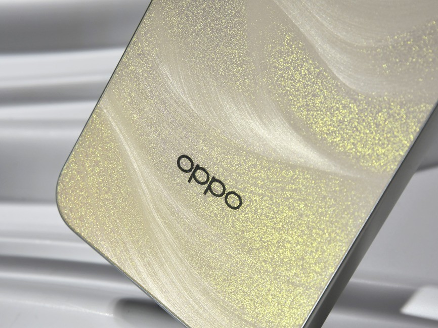 OPPO A6 Pro全面评测：开启流畅耐用新时代