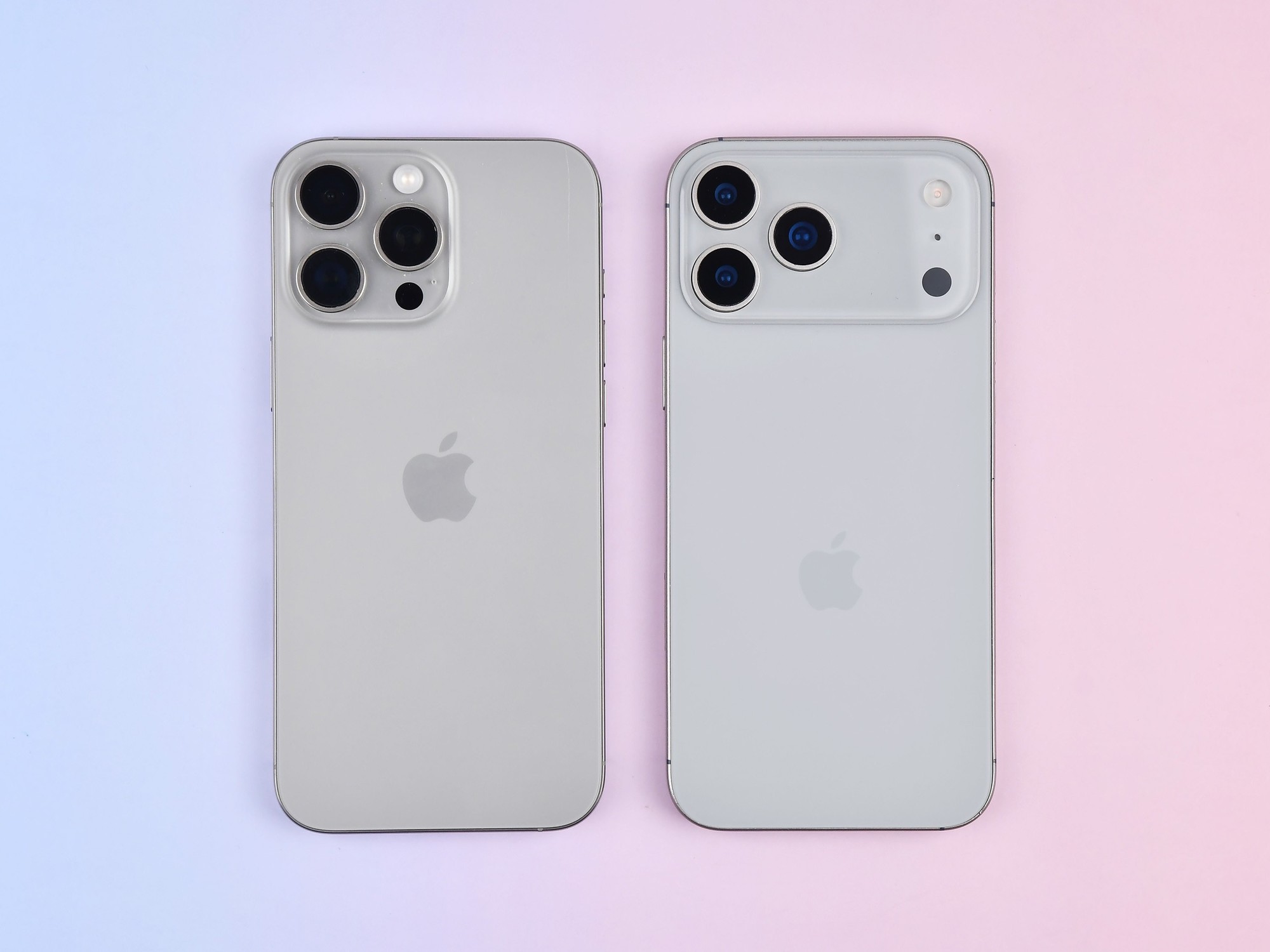 苹果发布会前，我们意外拿到了「iPhone 17」