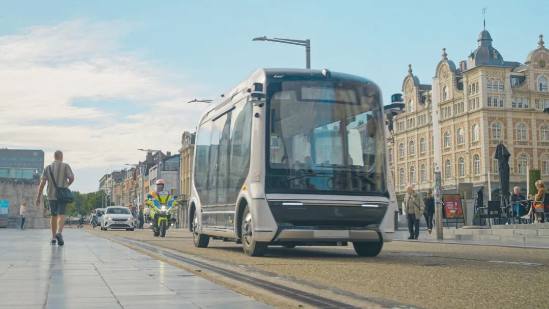 文远知行自动驾驶小巴 Robobus 落地比利时，打开全球第十一国市场