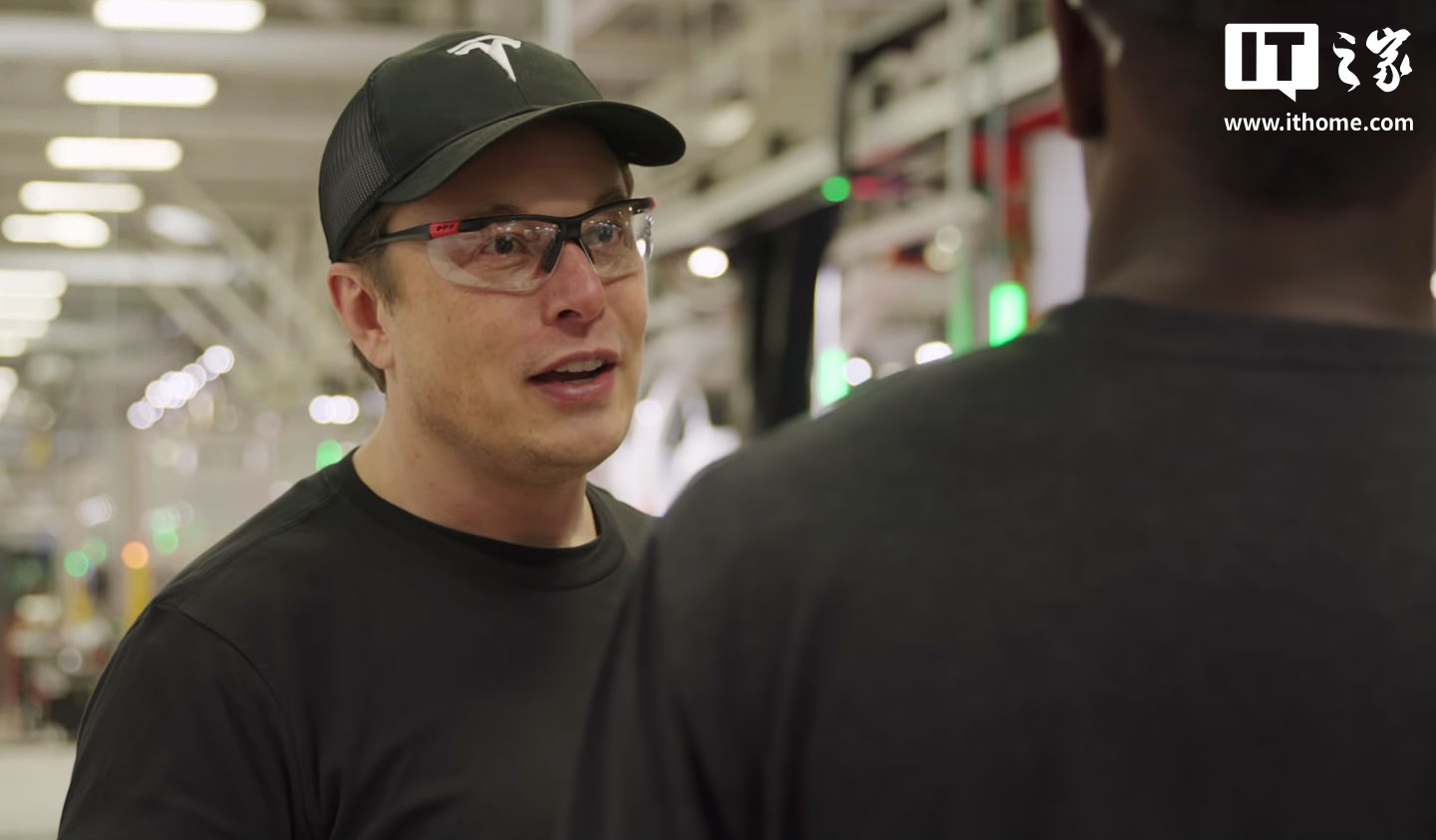 特斯拉董事会主席为马斯克 1 万亿美元薪酬方案辩护：他图的不是钱，是投票权