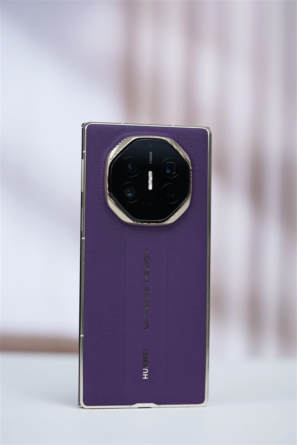 一机更比三机强！华为Mate XTs 非凡大师评测：一机三用的全景多窗