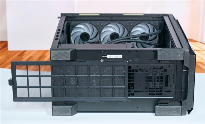 微星MPG VELOX 300R AIRFLOW PZ刀锋装机评测：散热强大 满足你对大机箱的最苛刻需求