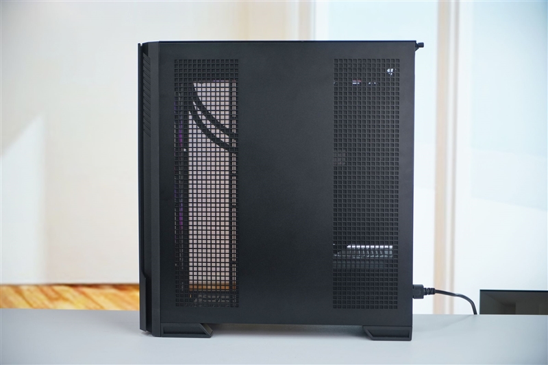 微星MPG VELOX 300R AIRFLOW PZ刀锋装机评测：散热强大 满足你对大机箱的最苛刻需求