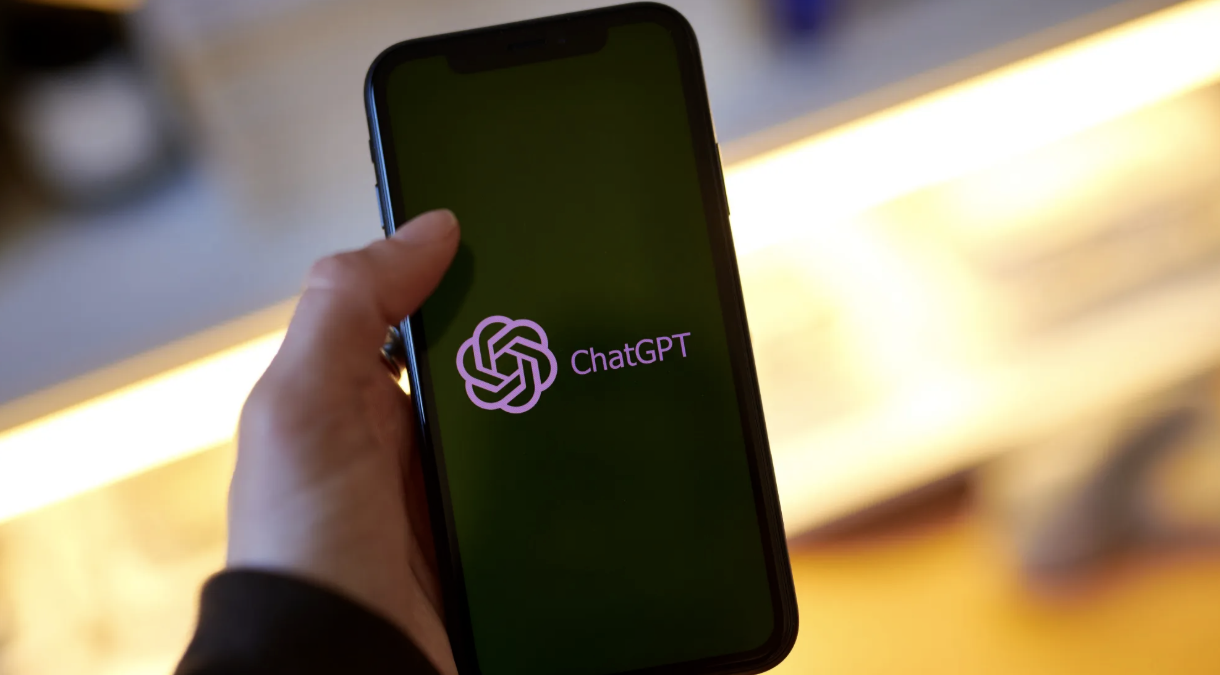 OpenAI 遭调查：美参议员要求奥尔特曼提交 ChatGPT 风险文件