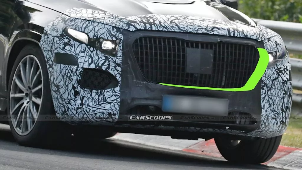 梅赛德斯 - 迈巴赫 GLS 改款车型谍照曝光：格栅设计微调
