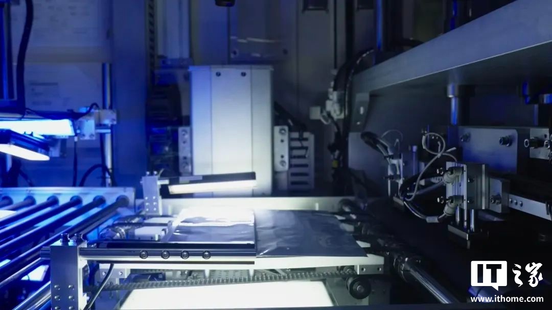 1—8 月我国锂离子电池出口额 482.96 亿美元，同比增加 25.79%