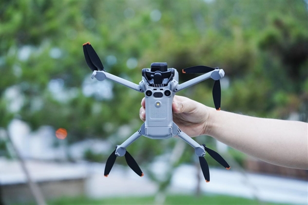 大疆 Mini 5 Pro深度评测：1 英寸大底加持，入门级无人机迎来画质天花板