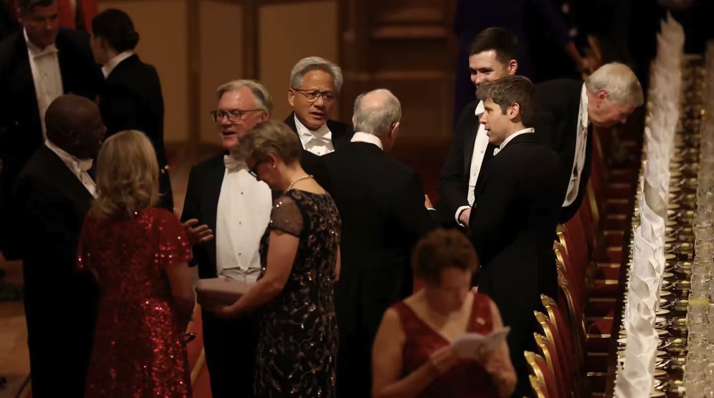 英伟达千亿投资 OpenAI 内幕：黄仁勋与奥尔特曼紧急谈判，提前一天才通知微软