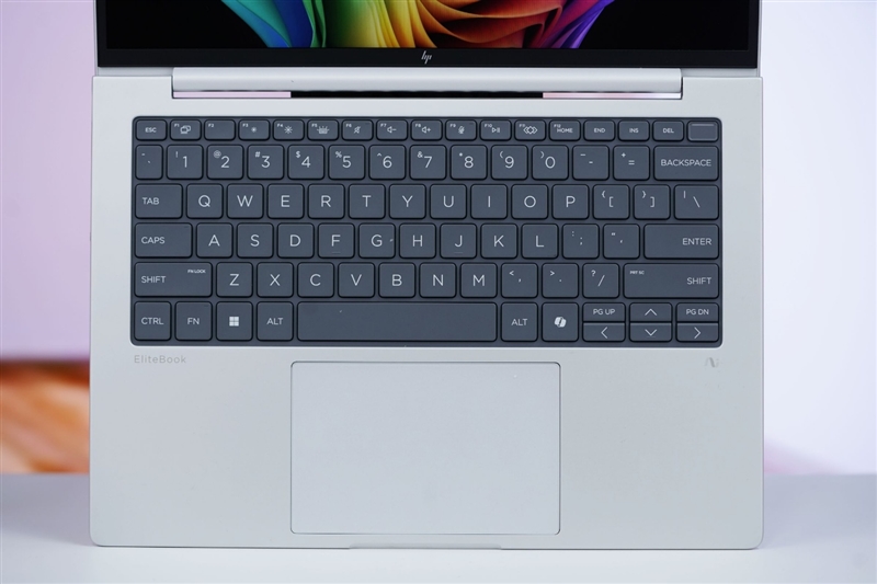 惠普EliteBook 8 G1a 14锐龙版笔记本评测：AMD锐龙AI 7 350助力AI+ PC全面落地