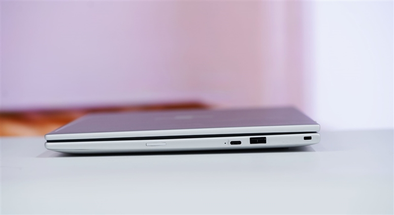 惠普EliteBook 8 G1a 14锐龙版笔记本评测：AMD锐龙AI 7 350助力AI+ PC全面落地