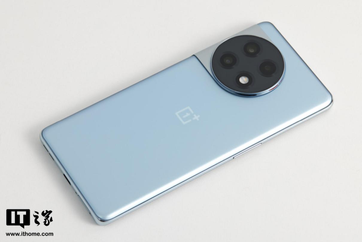 一加 Ace 2 系列手机推送 ColorOS 15.0.0.860 版本更新：新增地图图集等功能