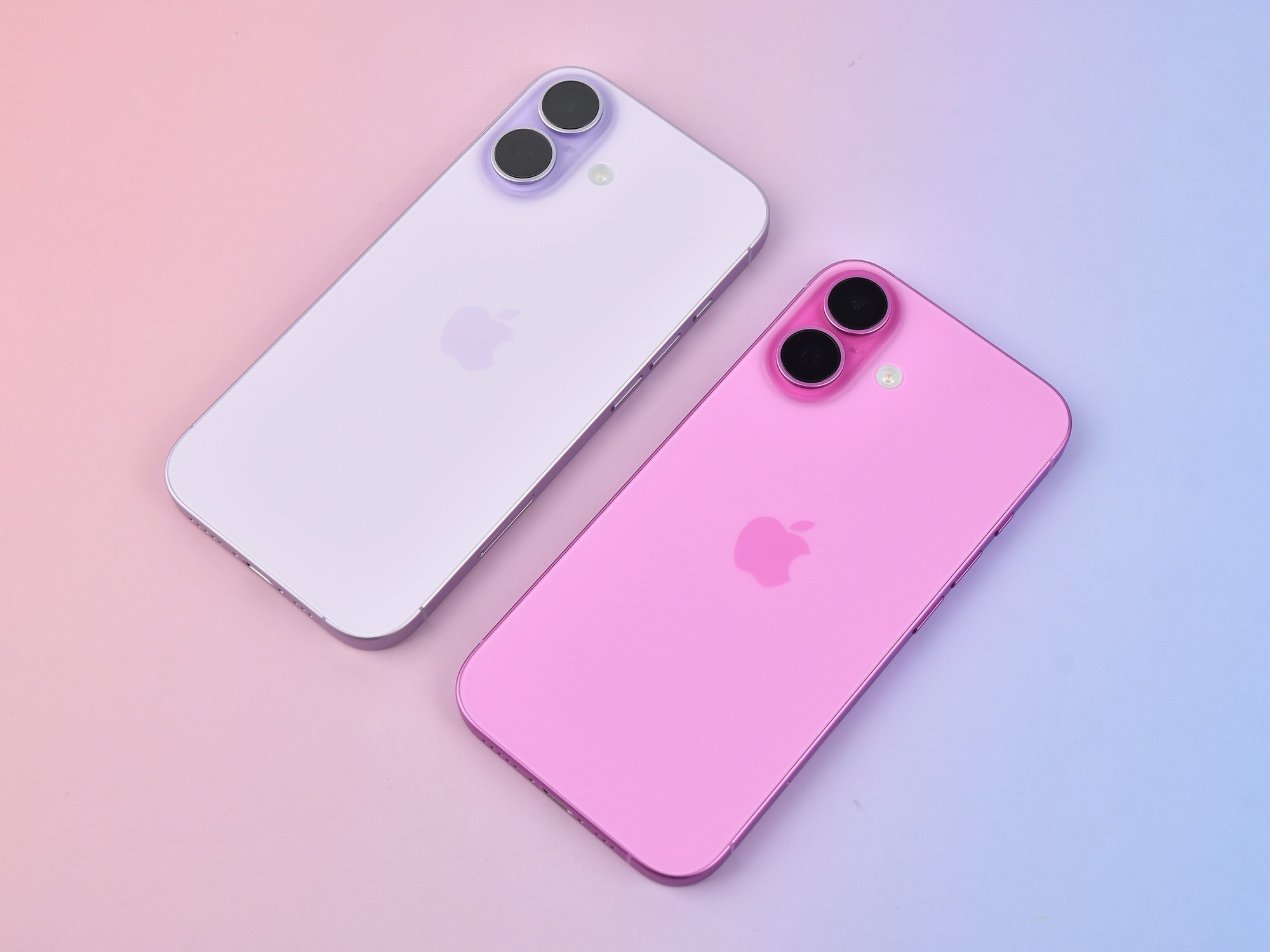 iPhone16/17大对决 标准版终于进化成为完全体