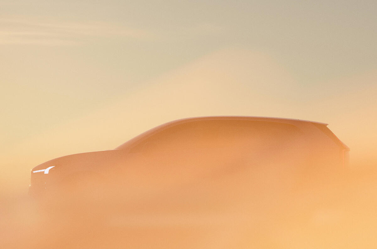 全新中型纯电 SUV 沃尔沃 EX60 明年上市：同步采用磷酸铁锂 / 三元锂电池，家族史上最长续航