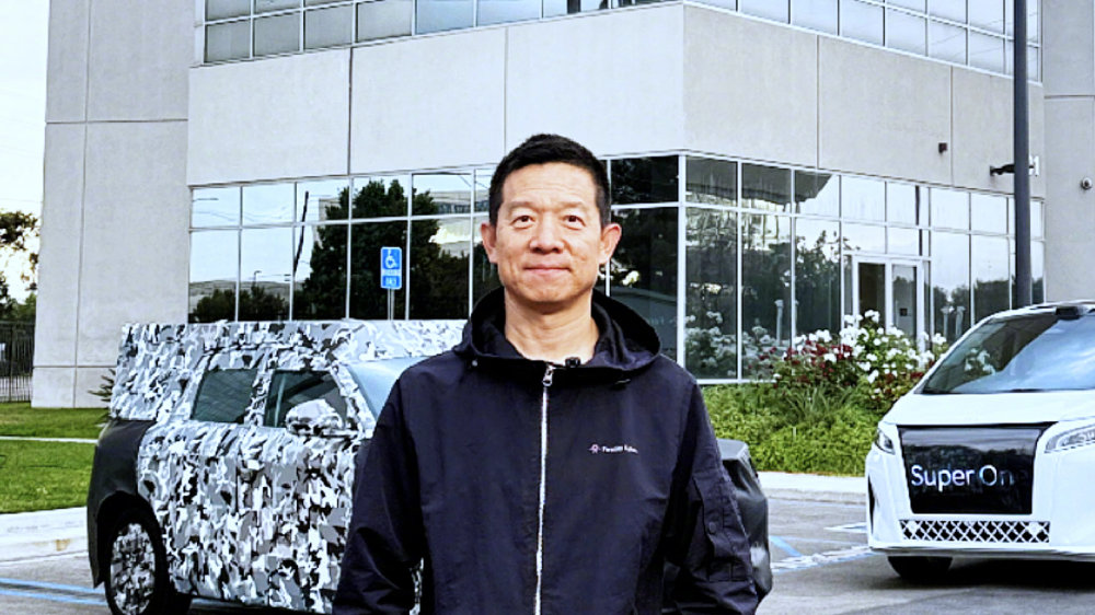 贾跃亭公布法拉第未来 FX 4 计划：10 月公布设计图、11 月发布、1 月海外上市