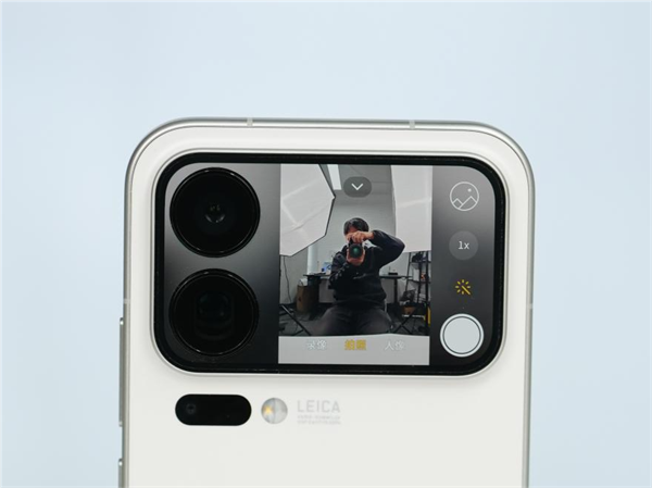 首发第五代骁龙8至尊版！小米17 Pro Max评测：五年高端之路的集大成者