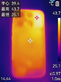 1.18mm超窄四等边直屏！小米17标准版评测：回归传统形态的旗舰
