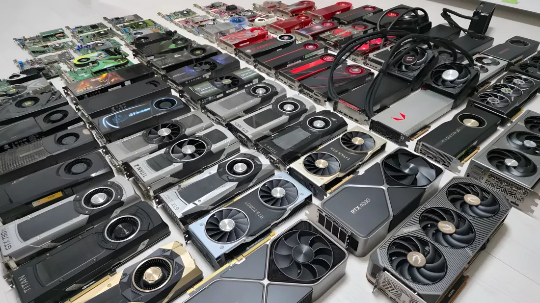 玩家晒显卡收藏：近 30 年英伟达、AMD 旗舰全集齐