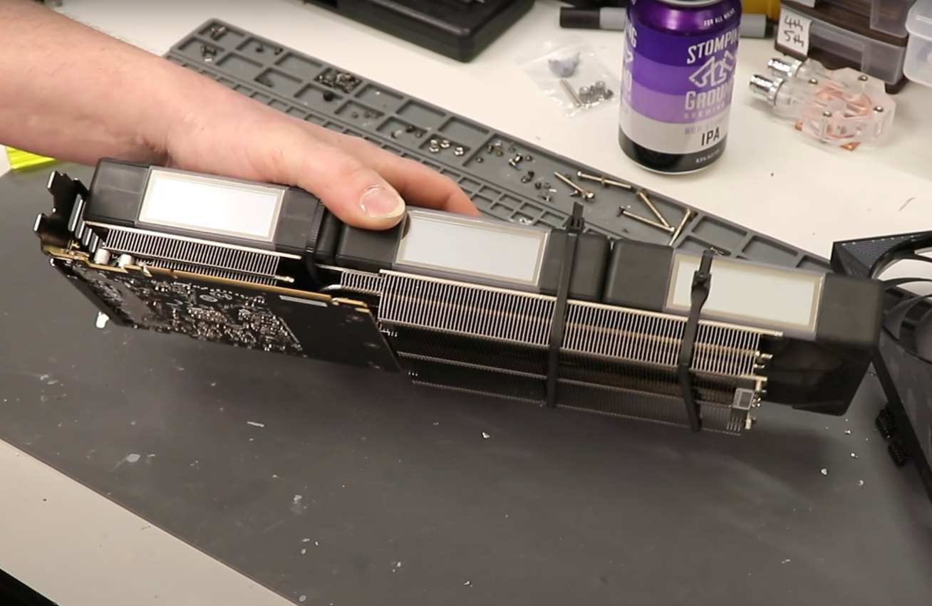 刷新全球跑分纪录：网友爆改 RTX 5050 显卡，性能暴涨 16% 直追 5060