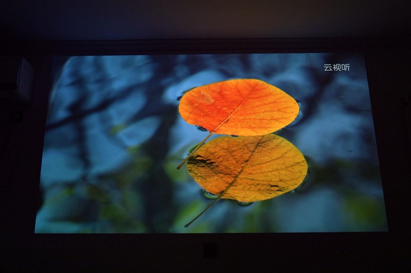 三色激光要普及？当贝S7 Ultra Pro投影仪评测：关键性能都得到保留 次旗舰更具性价比