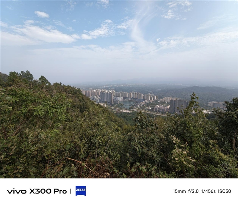史上最强的影像旗舰！vivo X300 Pro评测：越级挑战的全能神机