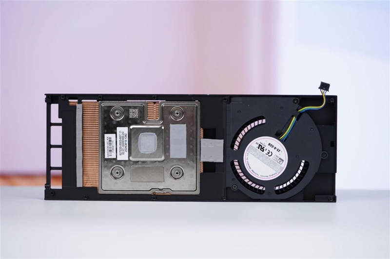 影驰RTX 5060 Ti无双MAX显卡评测：单槽超薄天下无双 给DIY玩家更多可能