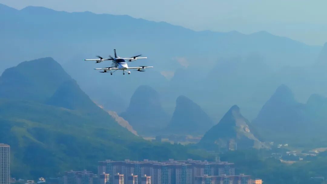 售价 650 万元，亿航智能推出新一代长航程无人驾驶载人航空器 VT35