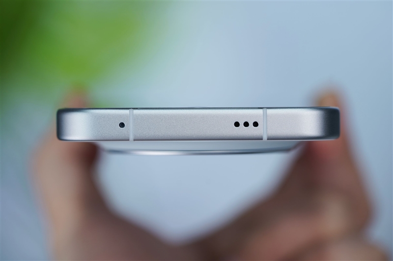 完美小屏影像旗舰！vivo X300手机评测：随手一拍就有德味 高阶技巧信手拈来