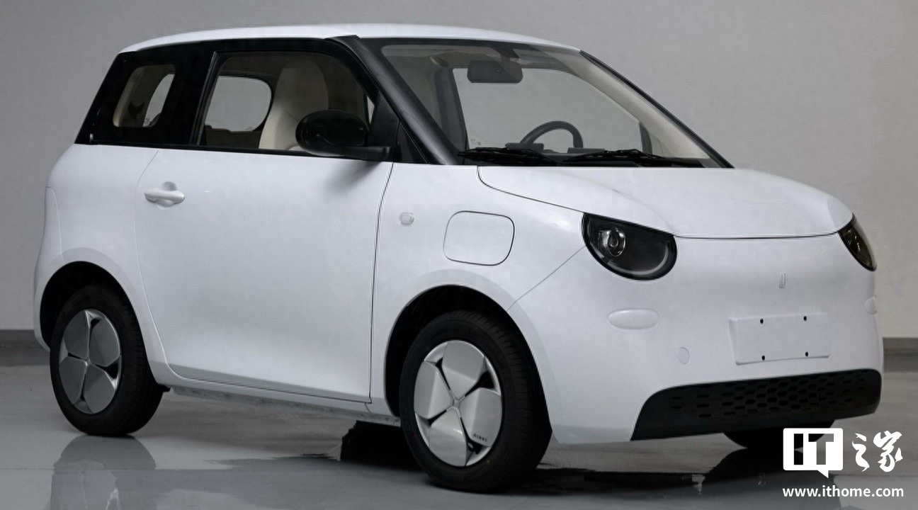柳州五菱乘用车新能源品牌“埃尚”首款车型 A100C 将于 10 月 21 日上市，定位 4 座微型车
