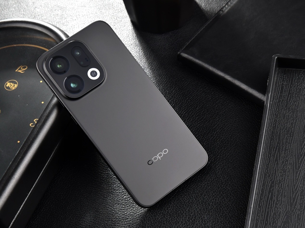 有美感也有好手感，OPPO Find X9设计揭秘