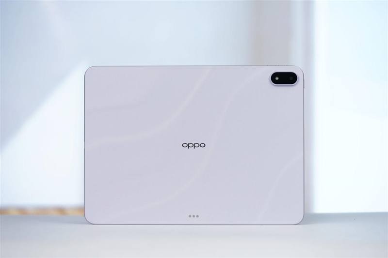 天玑9400+旗舰芯！ OPPO Pad 5测评：越级体验的标准版平板标杆