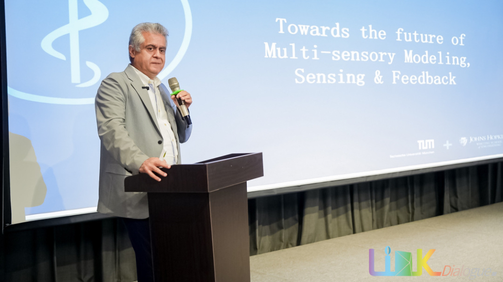 从“超级感官”到癌症诊疗，AI如何与医疗融合？