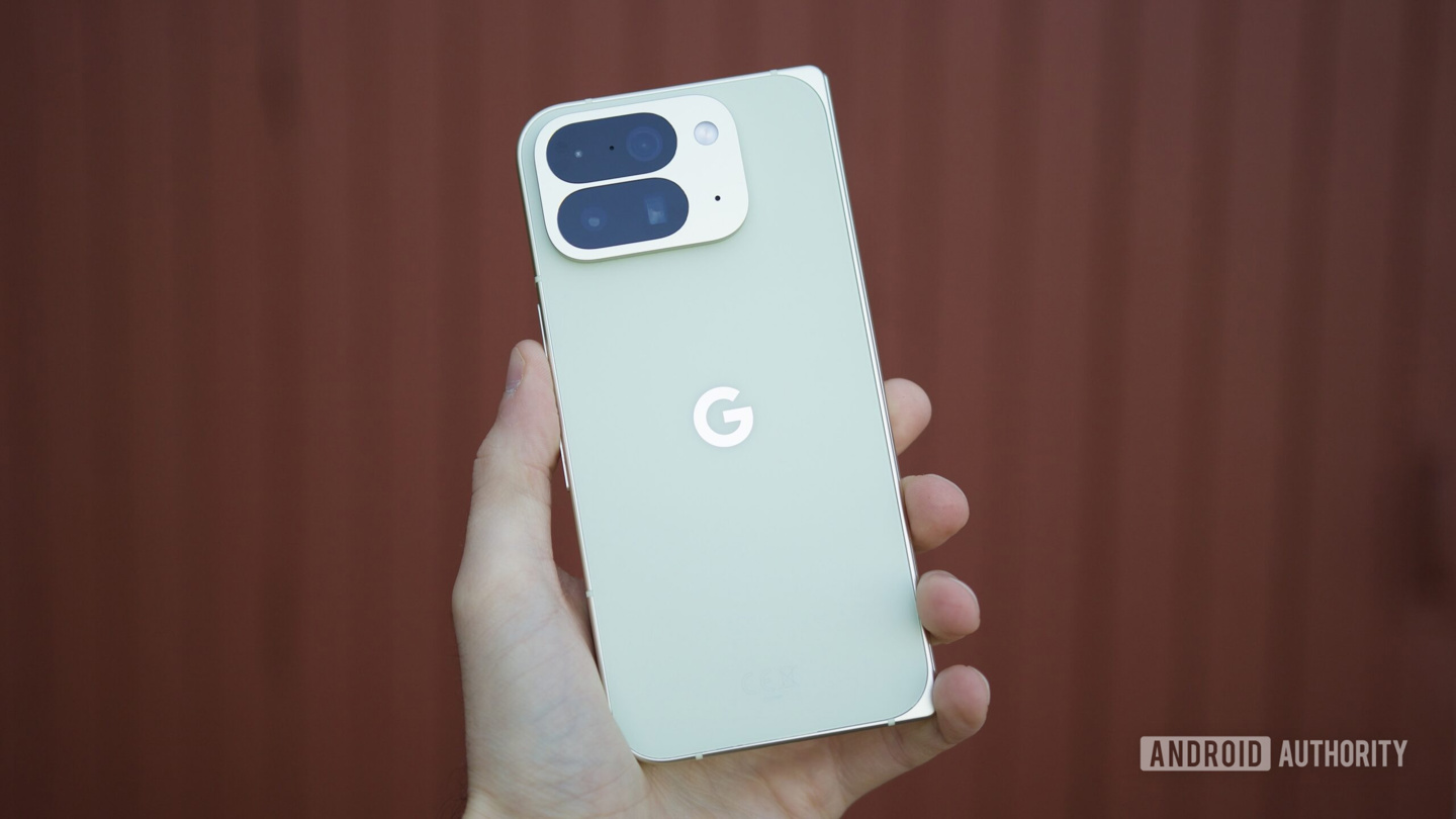 谷歌安卓 16 重磅功能揭秘：Pixel 10 限时独享 Linux 应用 GPU 加速通道