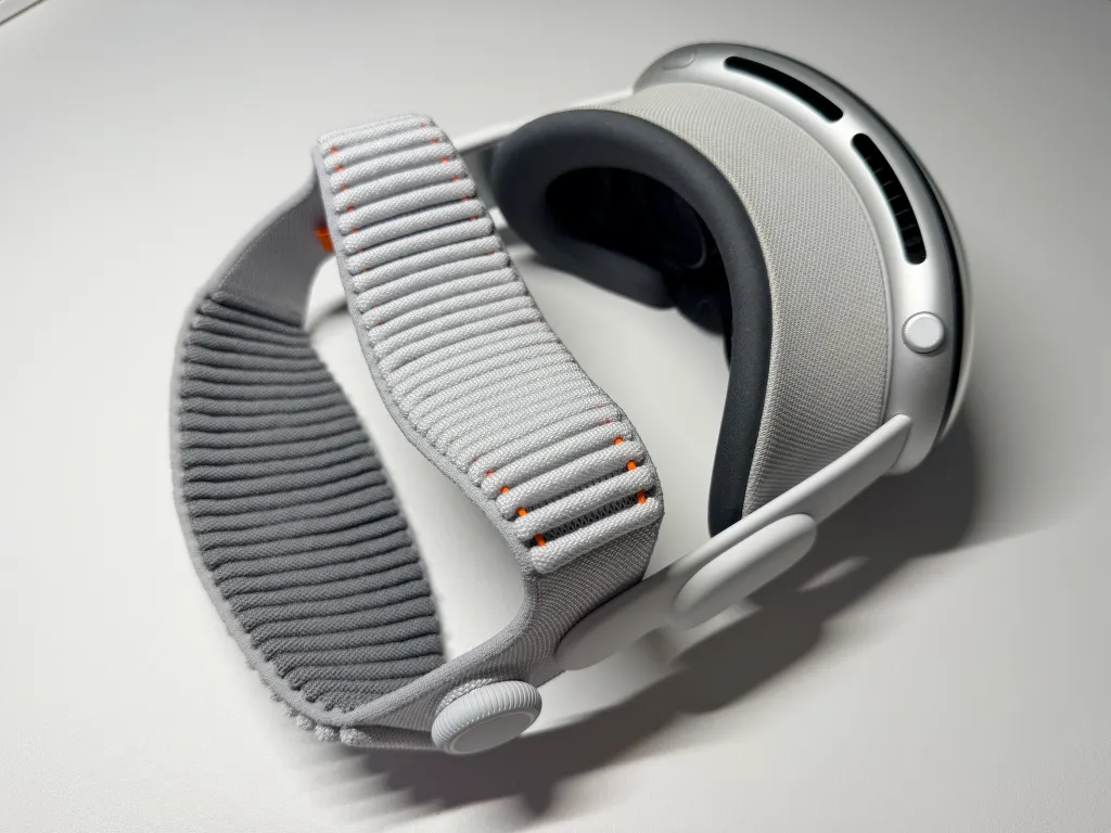 告别“压脸感”：苹果双圈编织头带初体验，Vision Pro 头显最舒适搭档