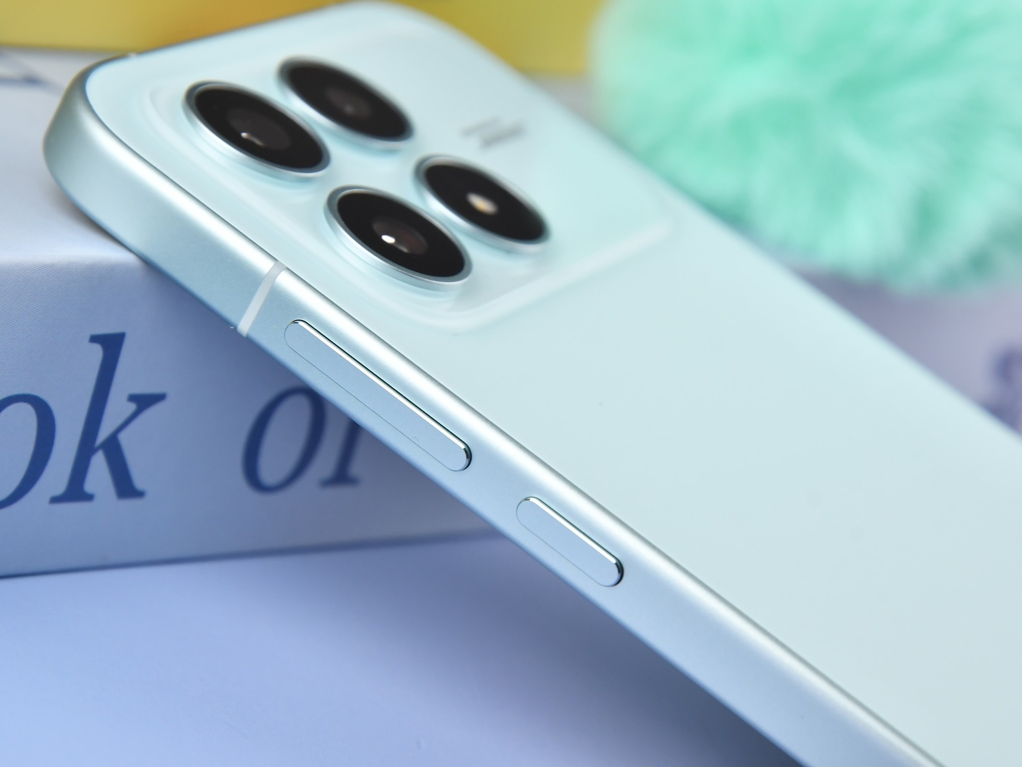 REDMI K90全面评测：这次做出了差异化