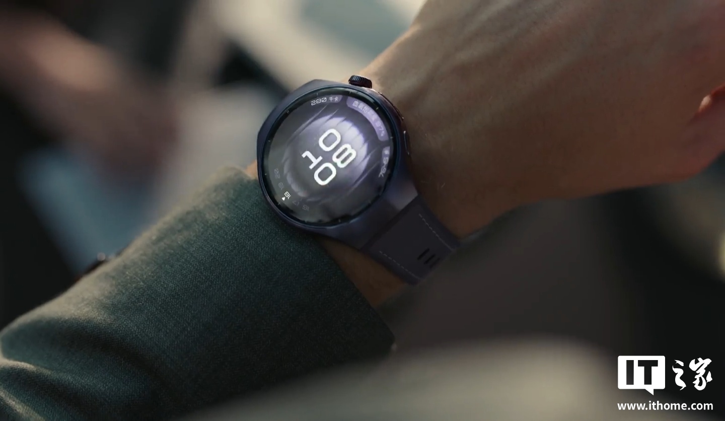 华为 WATCH 5 系列手表 HarmonyOS 6 花粉 Beta 版本开推，升级高原关爱等功能