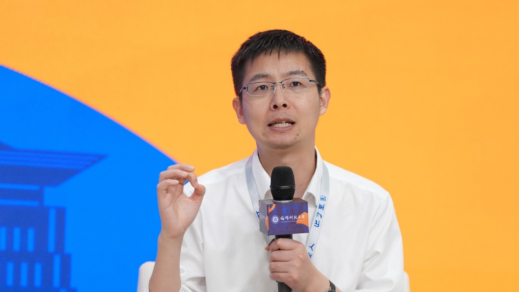 王兴兴任宇树科技董事长，回应新款人形机器人长得吓人