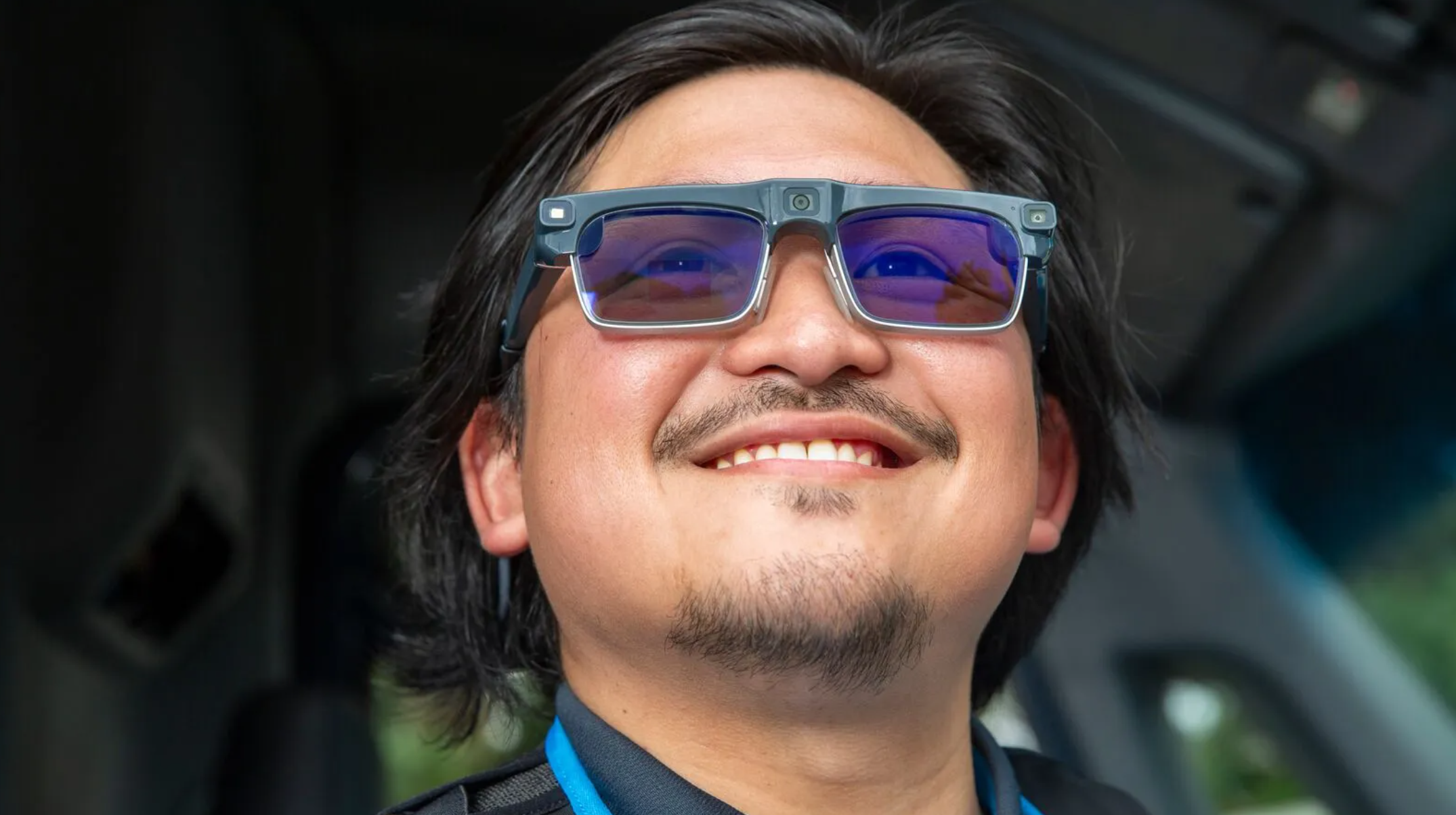 亚马逊推出用于派送的 AI 智能眼镜，导航+扫码一体