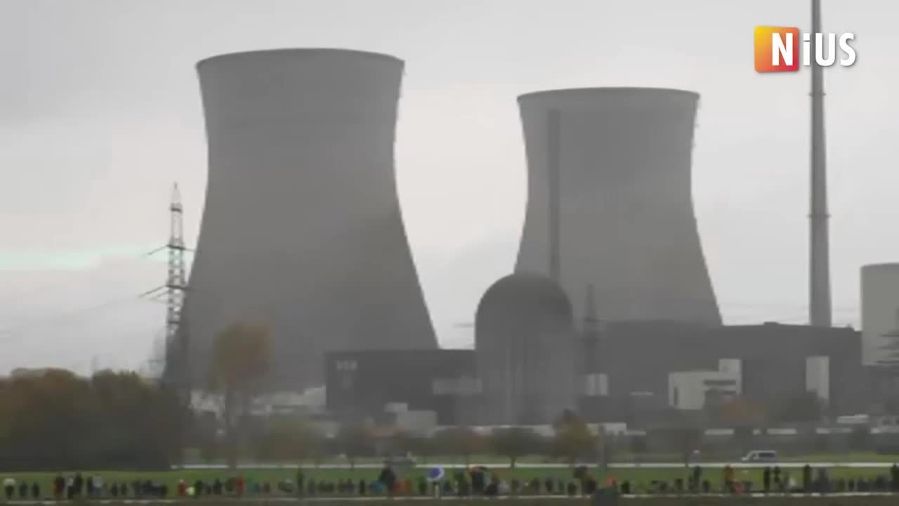 告别核能时代：德国爆破国内最强大核电站